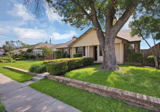 Photo 3 of Single family home for sale at 7000 Curry Dr, The Colony, TX 75056 | MLS# 21316322 | Listing updated on 2026-09-14