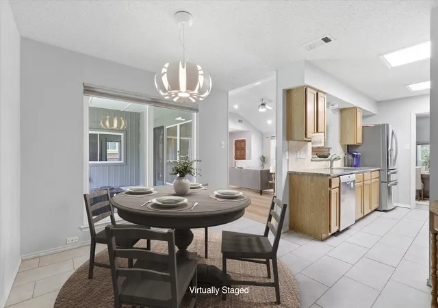 Photo 3 of Sale Pending at 1017 Spicewood Dr, Plano, TX 75025 | MLS# 21318482 | Listing updated on 2026-09-13