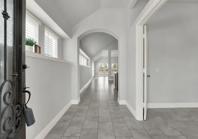 Photo 3 of Single family home for sale at 4706 Belladonna Ct, Mansfield, TX 76063 | MLS# 21319403 | Listing updated on 2026-09-20