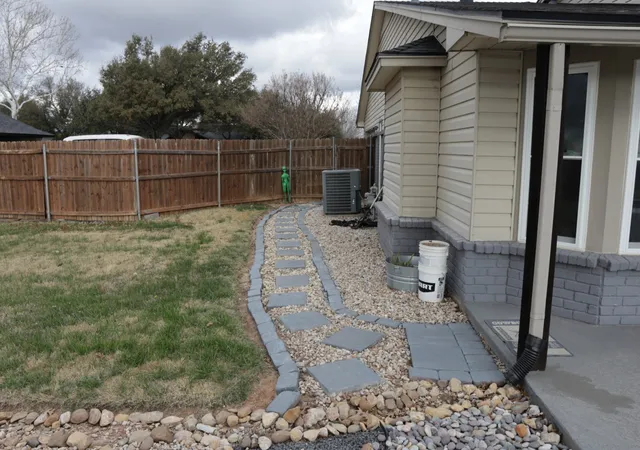 Photo 3 of Single family home for sale at 12 Cliff Dr, Mineral Wells, TX 76067 | MLS# 21318861 | Listing updated on 2026-09-09