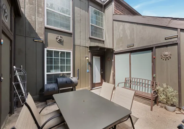 Photo 4 of Condo for sale at 4655 Country Creek Dr #1135, Dallas, TX 75236 | MLS# 21319699 | Listing updated on 2026-07-30