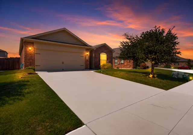 Photo 1 of Single family home for sale at 161 Ryan St, Anna, TX 75409 | MLS# 21318329 | Listing updated on 2026-10-06
