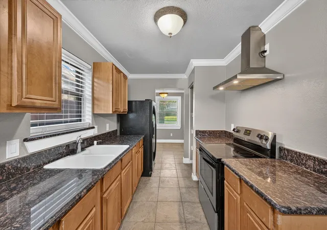 Photo 4 of Sale Pending at 10434 Castlerock Dr, Dallas, TX 75217 | MLS# 21319863 | Listing updated on 2026-09-14