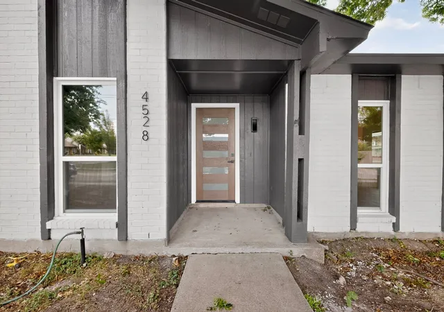 Photo 3 of Sale Pending at 4528 Augusta St, The Colony, TX 75056 | MLS# 21319642 | Listing updated on 2026-09-16
