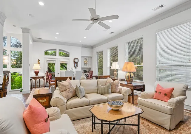 Photo 1 of Townhouse for sale at 4229 N Hall St #D, Dallas, TX 75219 | MLS# 21303478 | Listing updated on 2026-09-13