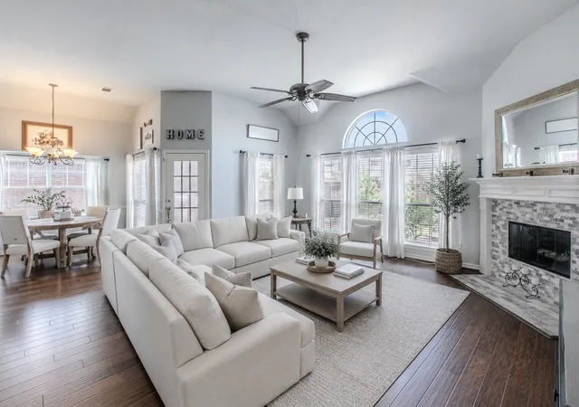 Photo 1 of Sale Pending at 11406 Gatesville Dr, Frisco, TX 75035 | MLS# 21317215 | Listing updated on 2026-09-12