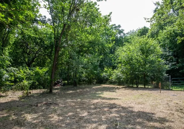 Photo 1 of Land for sale at 702 Fenet St, Mc Kinney, TX 75069 | MLS# 21319864 | Listing updated on 2026-09-08