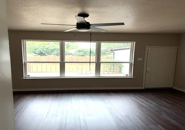 Photo 3 of Single family home for sale at 10455 Brockbank Dr, Dallas, TX 75229 | MLS# 21282403 | Listing updated on 2026-07-31