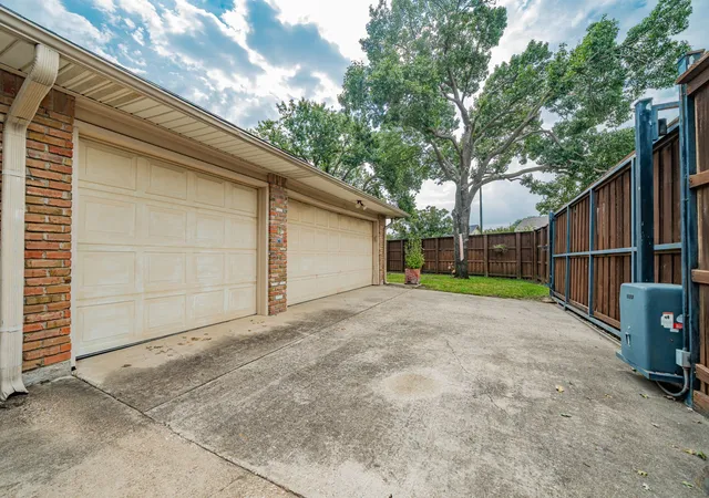 Photo 40 of Single family home for sale at 9511 Fallbrook Dr, Dallas, TX 75243 | MLS# 21320204 | Listing updated on 2026-09-11