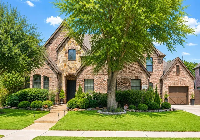 Photo 3 of Single family home for sale at 11058 Wellshire Ln, Frisco, TX 75035 | MLS# 21317811 | Listing updated on 2026-09-15