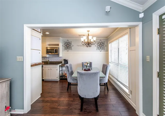 Photo 4 of Single family home for sale at 426 Stratmore Dr, Shreveport, LA 71115 | MLS# 21320223 | Listing updated on 2026-09-14
