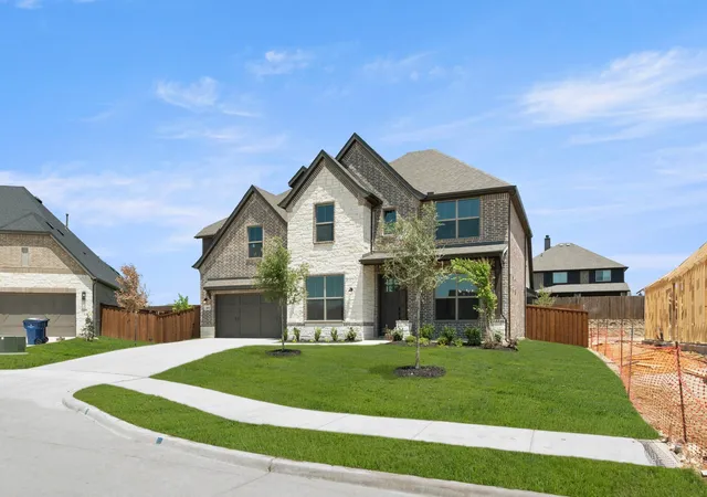 Photo 2 of Sale Pending at 404 Brahman Ln, Midlothian, TX 76065 | MLS# 21320250 | Listing updated on 2026-09-12