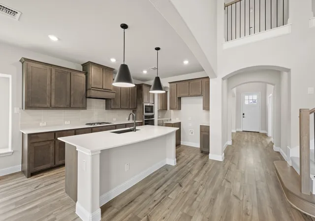 Photo 3 of Sale Pending at 404 Brahman Ln, Midlothian, TX 76065 | MLS# 21320250 | Listing updated on 2026-09-21