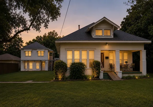Photo 3 of Single family home for sale at 648 N Belknap St, Stephenville, TX 76401 | MLS# 21320273 | Listing updated on 2026-09-07