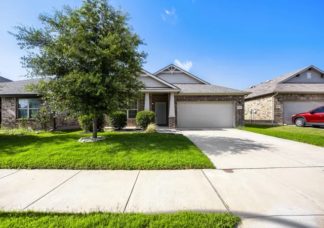 Photo 1 of Single family home for sale at 6225 Topsail Dr, Fort Worth, TX 76179 | MLS# 21313385 | Listing updated on 2026-10-02