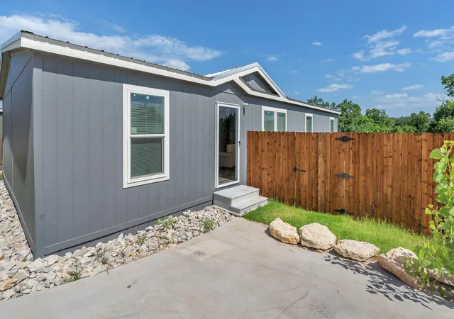 Photo 1 of Manufactured home for sale at 817 Thicket Trl, Granbury, TX 76048 | MLS# 21320403 | Listing updated on 2026-09-26