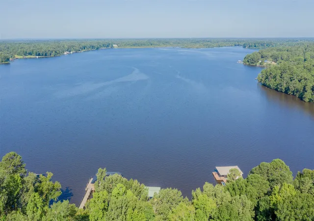 Photo 4 of Single family home for sale at 111 Oak Leaf Trl, Benton, LA 71006 | MLS# 21320439 | Listing updated on 2026-08-01
