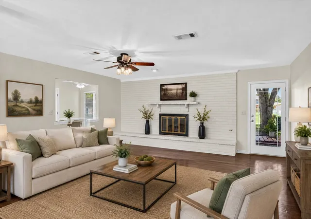 Photo 3 of Single family home for sale at 5407 Kara Ln, Allen, TX 75002 | MLS# 21319123 | Listing updated on 2026-09-13