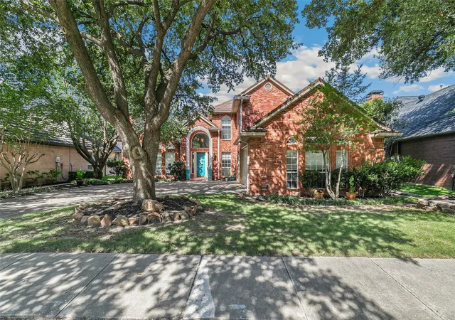 Photo 1 of Single family home for sale at 4633 E Shadow Ridge Dr, Frisco, TX 75034 | MLS# 21320612 | Listing updated on 2026-09-14
