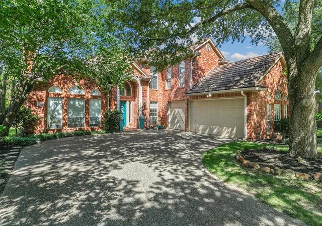 Photo 2 of Single family home for sale at 4633 E Shadow Ridge Dr, Frisco, TX 75034 | MLS# 21320612 | Listing updated on 2026-09-14