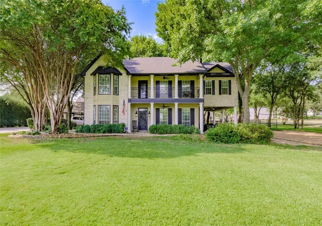 Photo 1 of Single family home for sale at 6130 Grauton Dr, Mansfield, TX 76063 | MLS# 21320489 | Listing updated on 2026-09-29