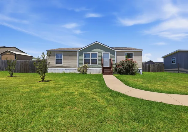 Photo 1 of Manufactured home for sale at 1408 Old Bridge Rd, Cleburne, TX 76033 | MLS# 21319212 | Listing updated on 2026-09-11