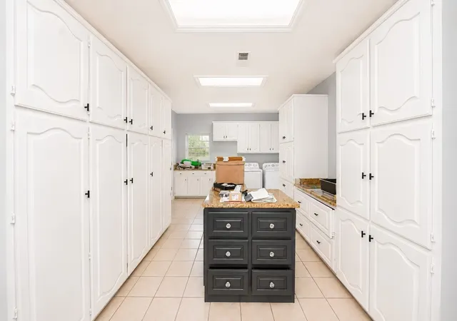 Photo 3 of Single family home for sale at 7400 Golf Club Dr, Fort Worth, TX 76179 | MLS# 21313433 | Listing updated on 2026-09-14
