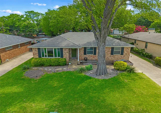 Photo 4 of Single family home for sale at 2536 Saint Francis Ave, Dallas, TX 75228 | MLS# 21316221 | Listing updated on 2026-10-20