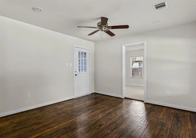 Photo 2 of Single family home for sale at 624 E Ellen Ave, Hurst, TX 76053 | MLS# 21320884 | Listing updated on 2026-09-10