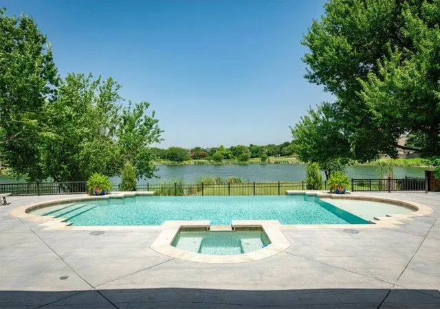 Photo 1 of Sale Pending at 1005 Forest Lake Cir, Mc Kinney, TX 75072 | MLS# 21318605 | Listing updated on 2026-09-14
