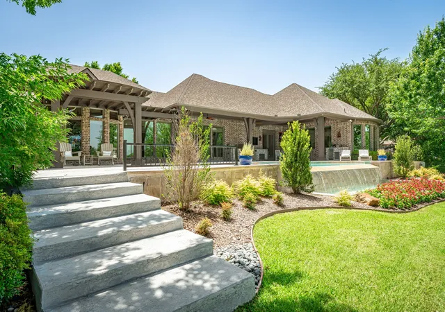 Photo 3 of Sale Pending at 1005 Forest Lake Cir, Mc Kinney, TX 75072 | MLS# 21318605 | Listing updated on 2026-09-14