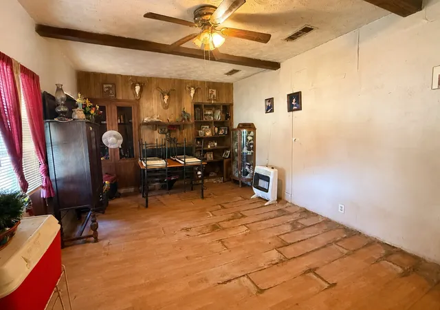 Photo 2 of Single family home for sale at 601 Sw 2Nd St, Kerens, TX 75144 | MLS# 21320925 | Listing updated on 2026-09-12