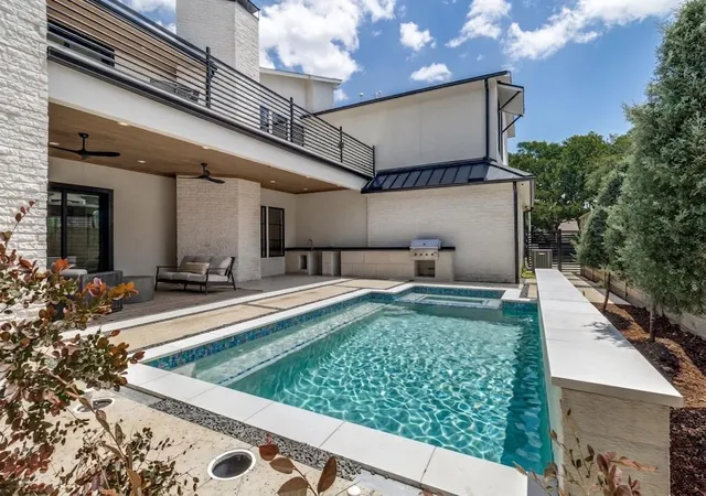 Photo 2 of Mansion for sale at 9539 Boedeker Dr, Dallas, TX 75225 | MLS# 21319107 | Listing updated on 2026-09-13
