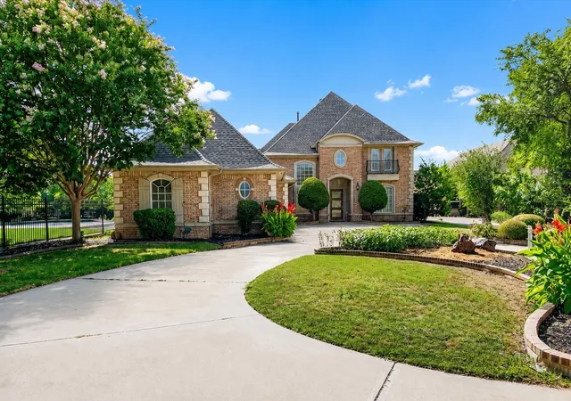 Photo 1 of Sale Pending at 6308 Estates Ln, Fort Worth, TX 76137 | MLS# 21316365 | Listing updated on 2026-09-24