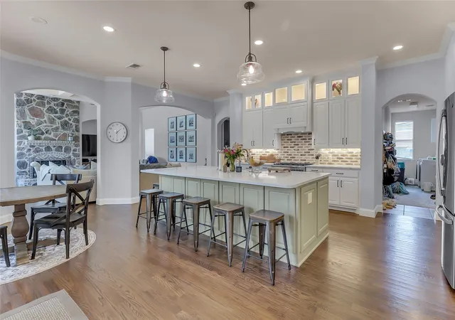 Photo 2 of Single family home for sale at 6564 Lark Cir, Mc Kinney, TX 75071 | MLS# 21320996 | Listing updated on 2026-08-01