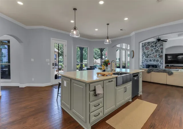 Photo 4 of Single family home for sale at 6564 Lark Cir, Mc Kinney, TX 75071 | MLS# 21320996 | Listing updated on 2026-08-01