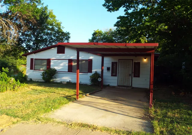 Photo 1 of Single family home for sale at 4228 Hardeman St, Fort Worth, TX 76119 | MLS# 21321124 | Listing updated on 2026-07-30