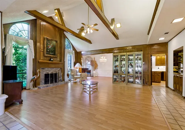 Photo 2 of Single family home for sale at 14784 Lochinvar Ct, Dallas, TX 75254 | MLS# 21320972 | Listing updated on 2026-09-13
