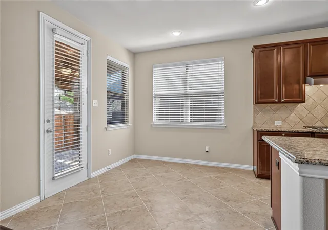 Photo 4 of Single family home for sale at 1049 Chickasaw Dr, Carrollton, TX 75010 | MLS# 21321175 | Listing updated on 2026-08-01