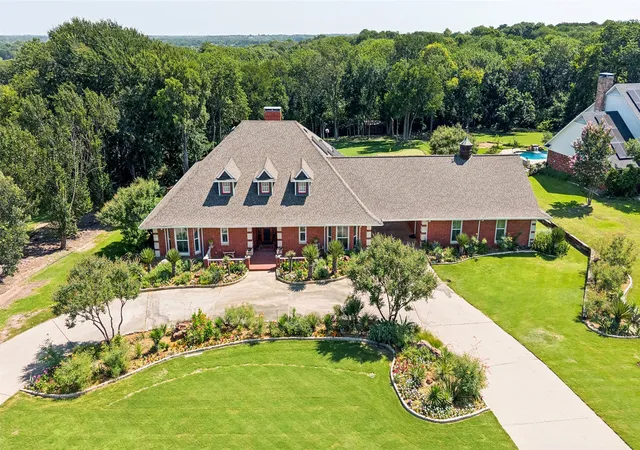 Photo 2 of Single family home for sale at 9 Country Ridge Rd, Melissa, TX 75454 | MLS# 21320062 | Listing updated on 2026-09-28