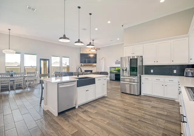 Photo 3 of Single family home for sale at 2009 Meadowbrook Ln, Nevada, TX 75173 | MLS# 21319408 | Listing updated on 2026-09-10