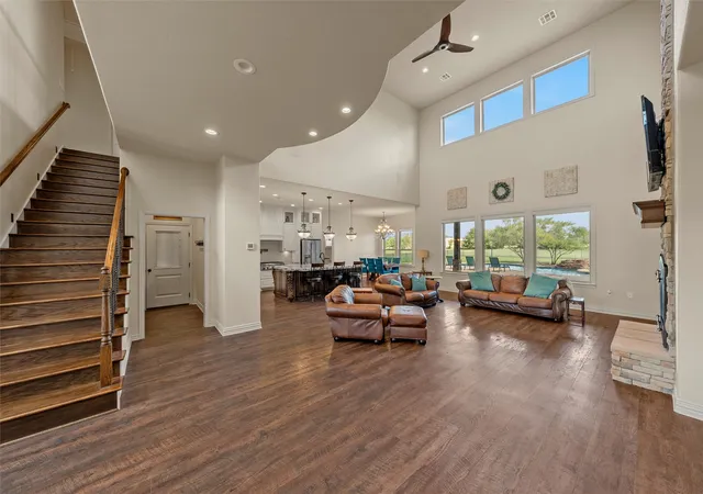 Photo 3 of Sale Pending at 161 Rancho Lorena Dr, Lorena, TX 76655 | MLS# 21321146 | Listing updated on 2026-09-10