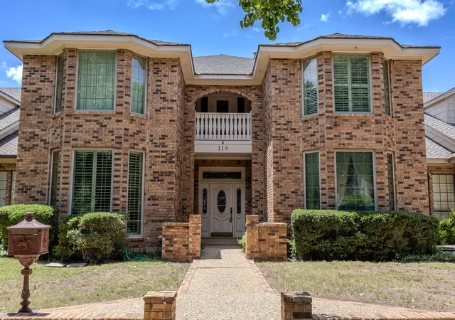 Photo 1 of Townhouse for sale at 118 Lytle Pl, Abilene, TX 79602 | MLS# 21321260 | Listing updated on 2026-09-13