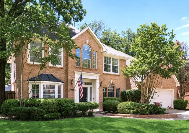 Photo 1 of Single family home for sale at 4137 Crescent Dr, Flower Mound, TX 75028 | MLS# 21320981 | Listing updated on 2026-09-09