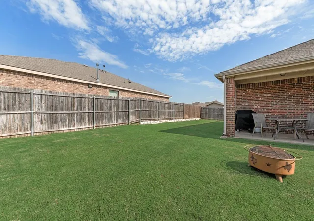Photo 2 of Single family home for sale at 1204 Savannah Ridge Dr, Princeton, TX 75407 | MLS# 21321319 | Listing updated on 2026-08-01