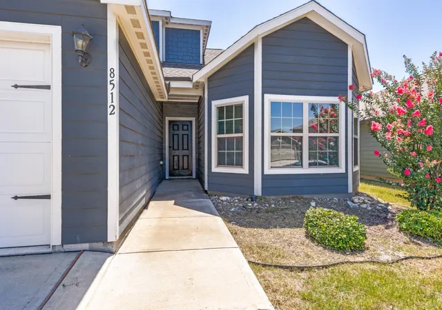 Photo 3 of Sale Pending at 8512 Steel Dust Dr, Fort Worth, TX 76179 | MLS# 21321332 | Listing updated on 2026-09-09