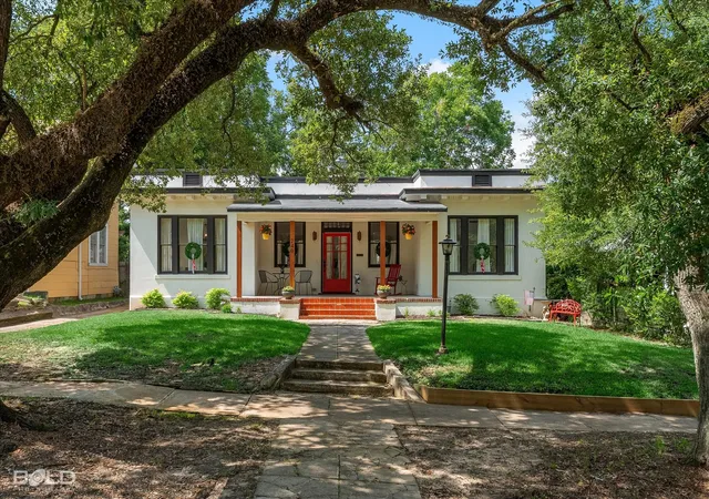Photo 1 of Single family home for sale at 740 Kirby Pl, Shreveport, LA 71104 | MLS# 21320224 | Listing updated on 2026-09-11