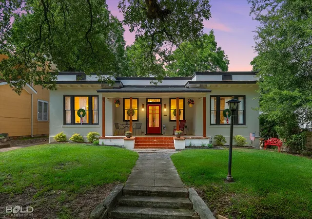 Photo 2 of Single family home for sale at 740 Kirby Pl, Shreveport, LA 71104 | MLS# 21320224 | Listing updated on 2026-09-11