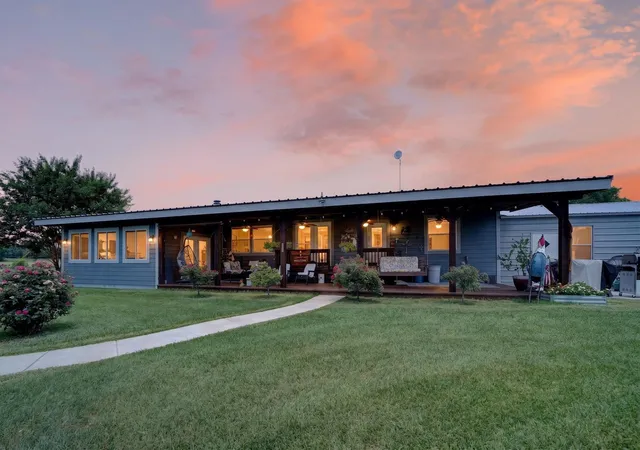 Photo 1 of Land for sale at 1465 County Road 3690, Paradise, TX 76073 | MLS# 21320639 | Listing updated on 2026-08-01