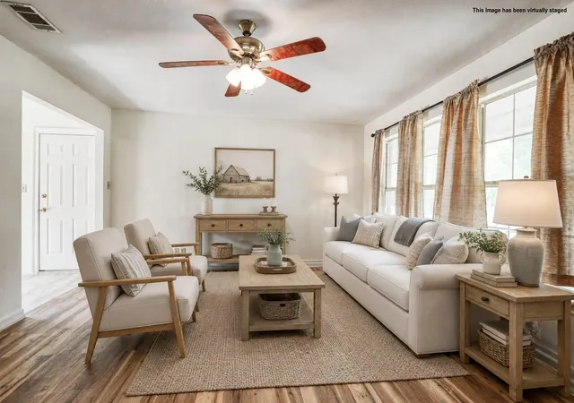 Photo 4 of Single family home for sale at 808 N Wright Ave, Kerens, TX 75144 | MLS# 21321482 | Listing updated on 2026-10-21